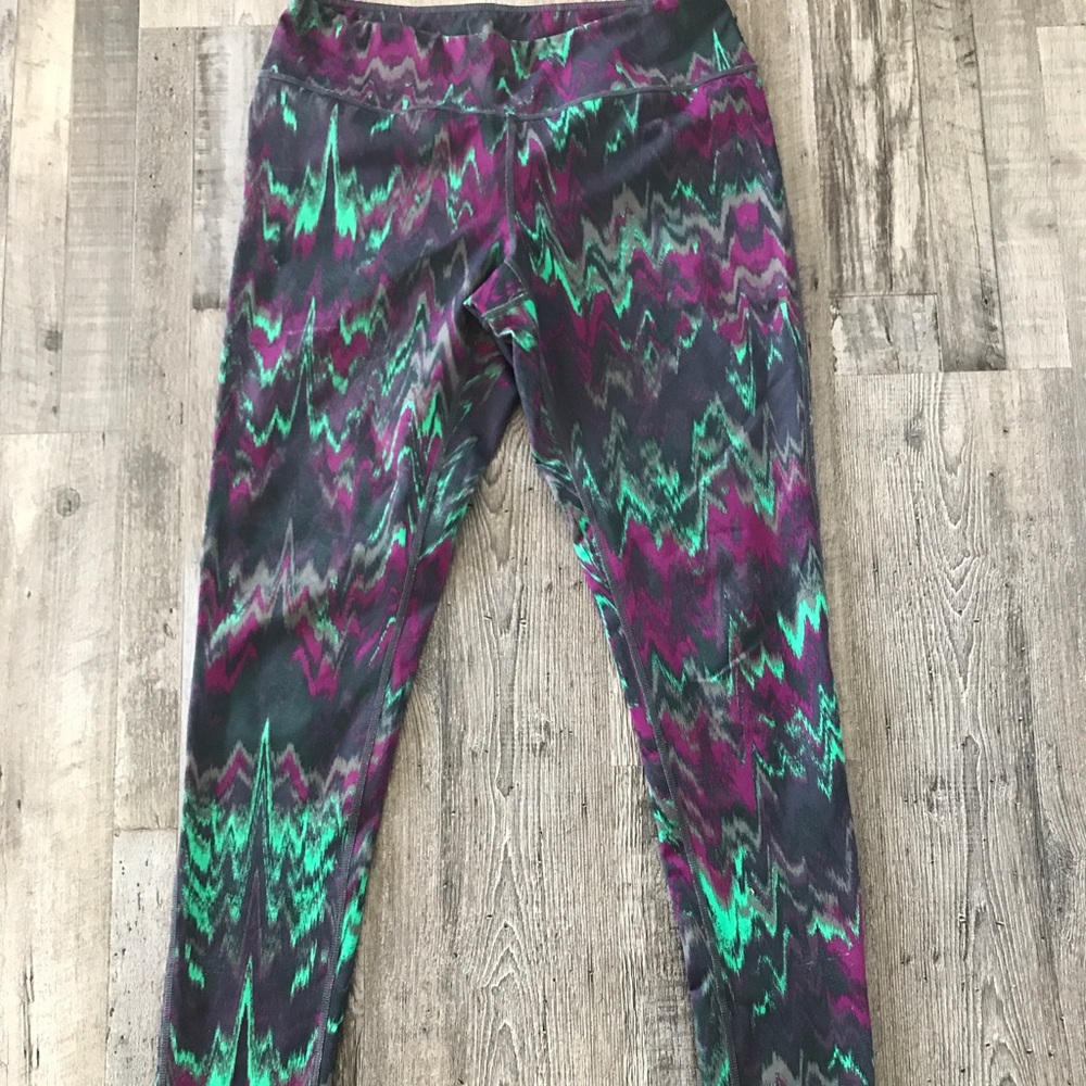 Zella Size Medium Ikat Long Leggings